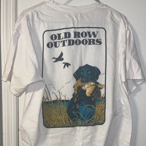 Size L Old Row white comfort colors pocket tee